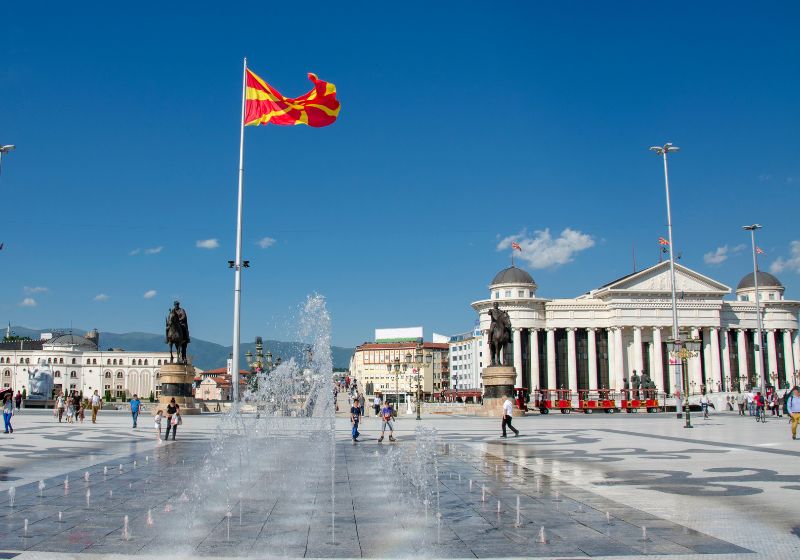 cons of skopje for expats